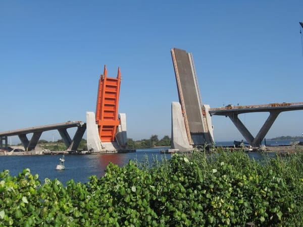 puentealbatros
